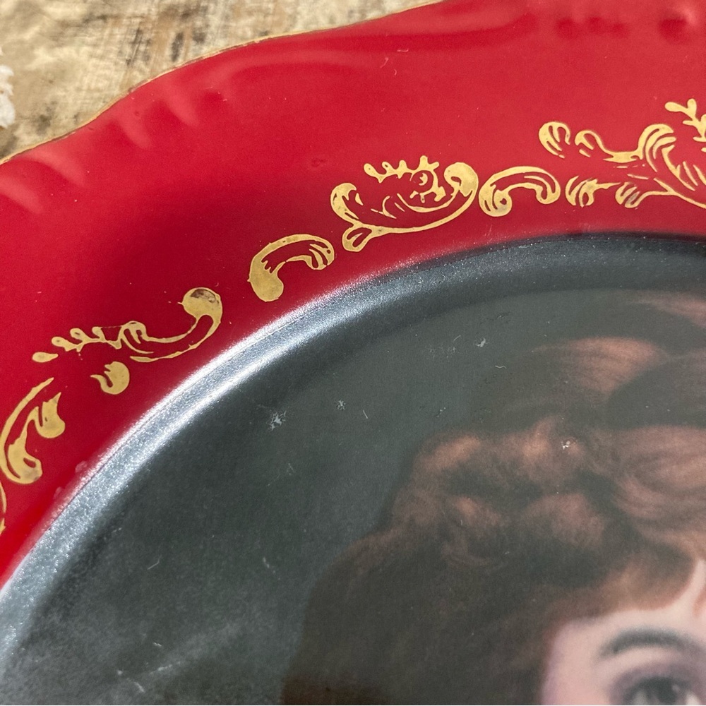 Red and Gold Rimmed Decorative Plate with Woman’s Portrait Fleur de Lys - Picture 10 of 10